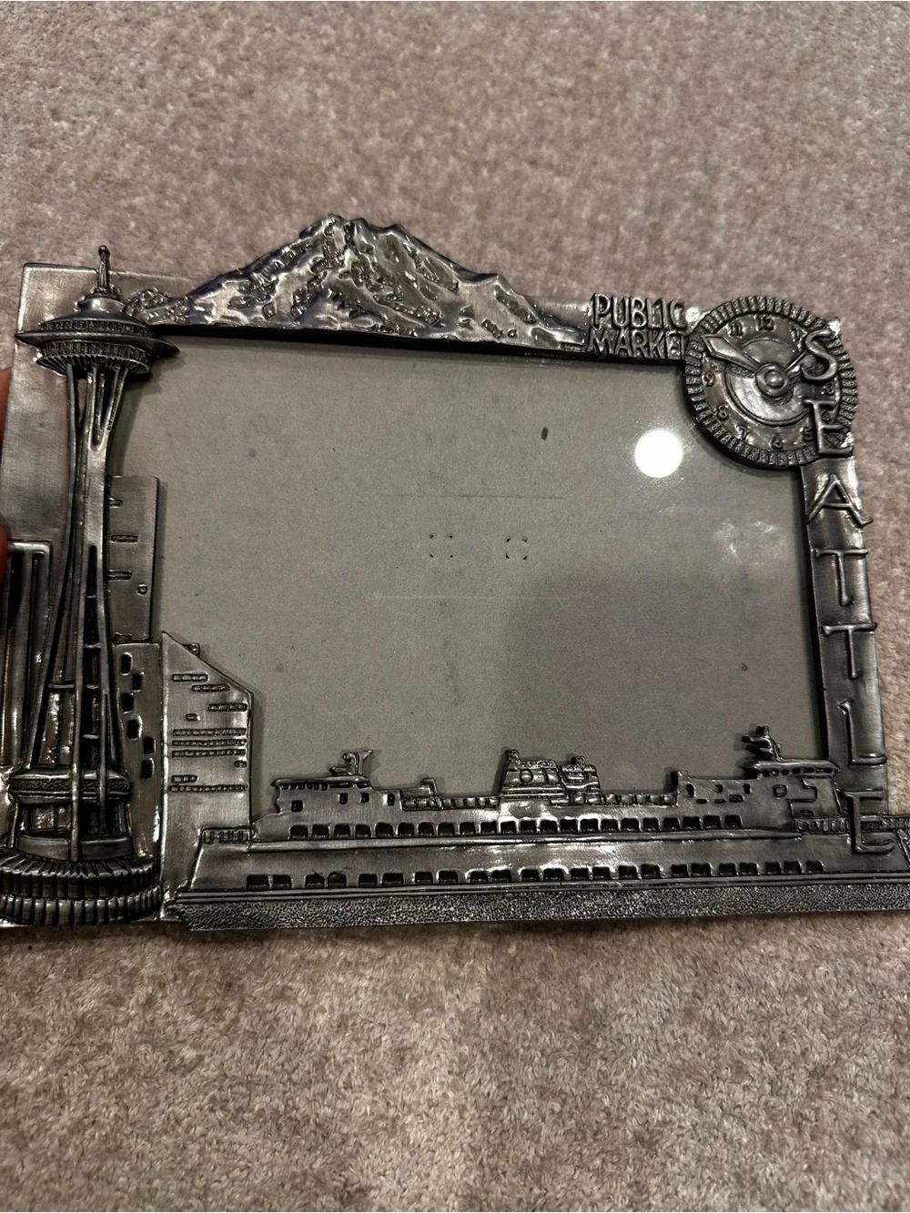 Seattle Pewter Photo Frame - Silver Cityscape Accent
